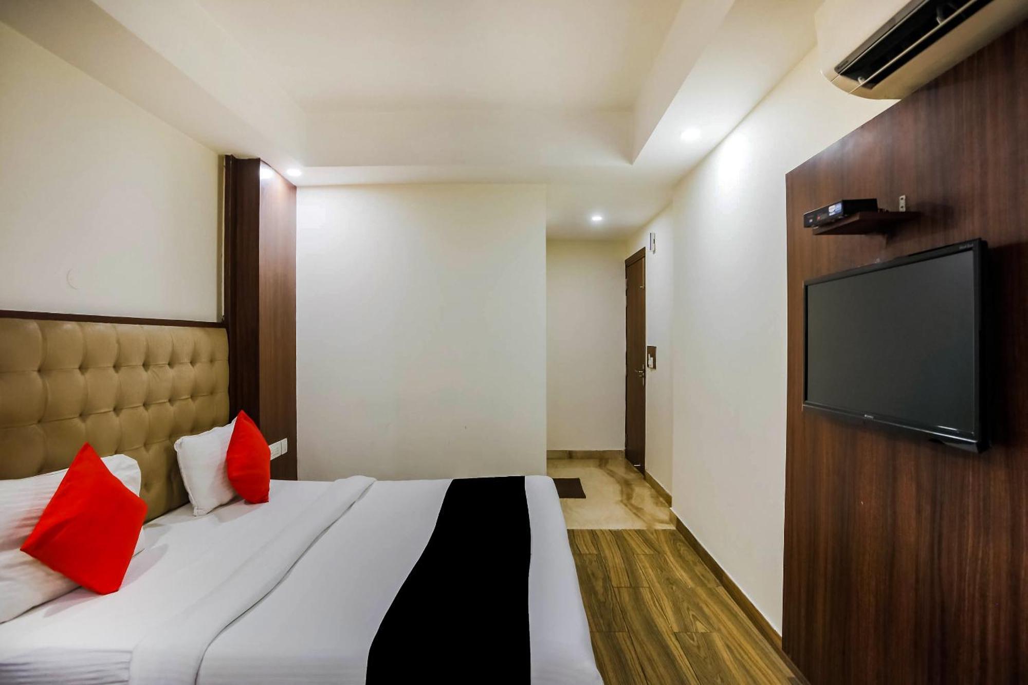 Collection O The Kailash Dev Hotel New Delhi Ngoại thất bức ảnh