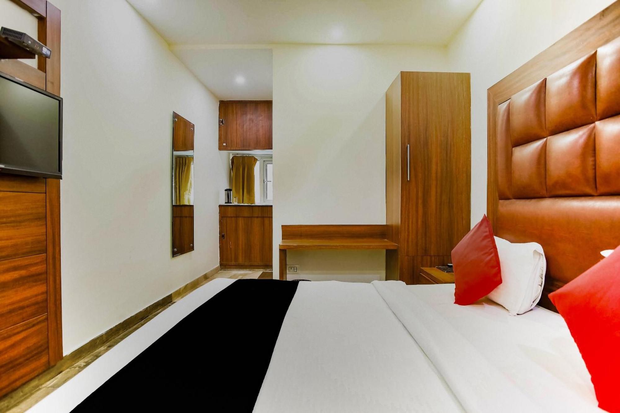 Collection O The Kailash Dev Hotel New Delhi Ngoại thất bức ảnh